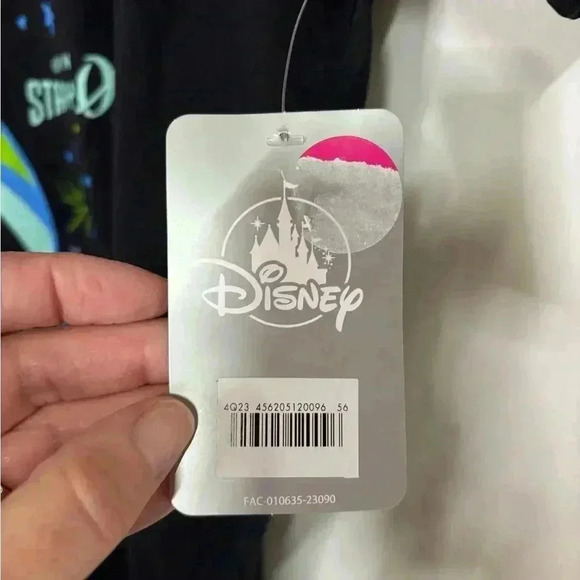 New with tags, unisex size medium Disney parks space mountain shirt, #K622 - Picture 3 of 5